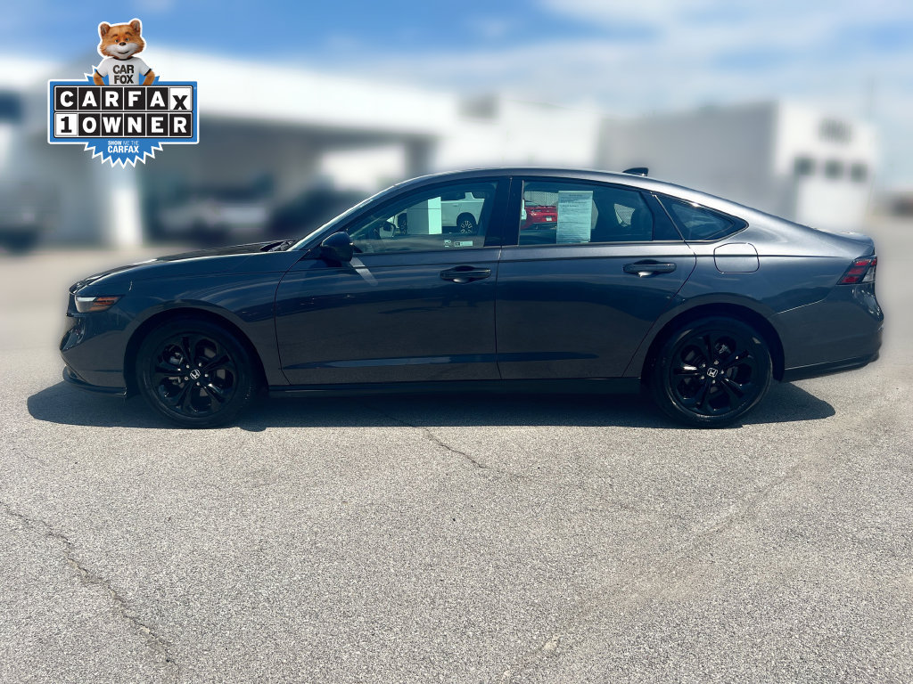 Used 2025 Honda Accord SE image 2