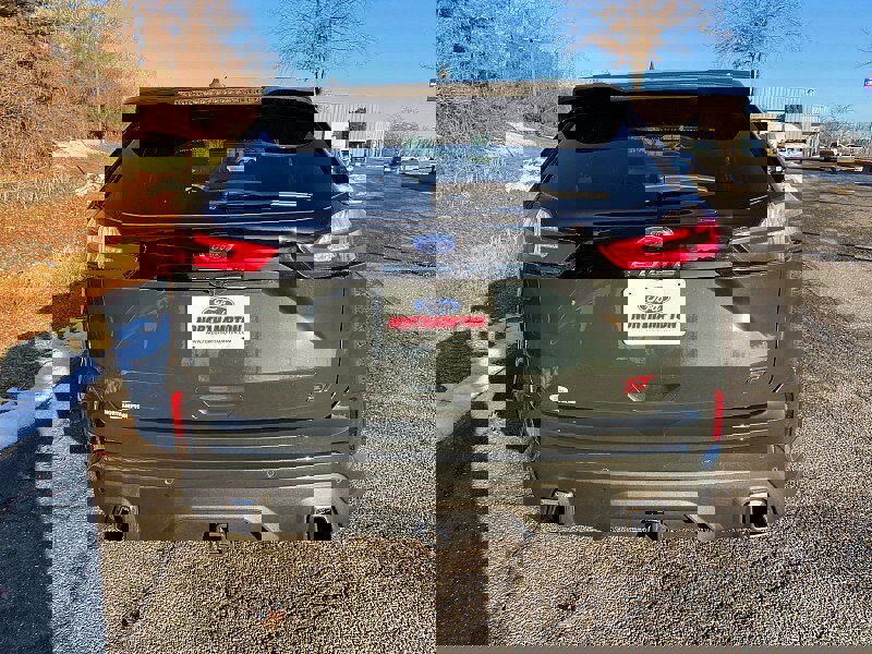 Certified 2022 Ford Edge ST w/ Equipment Group 401A image 8