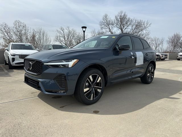 New 2026 Volvo XC60 B5 Plus w/ Protection Package Premier image 3