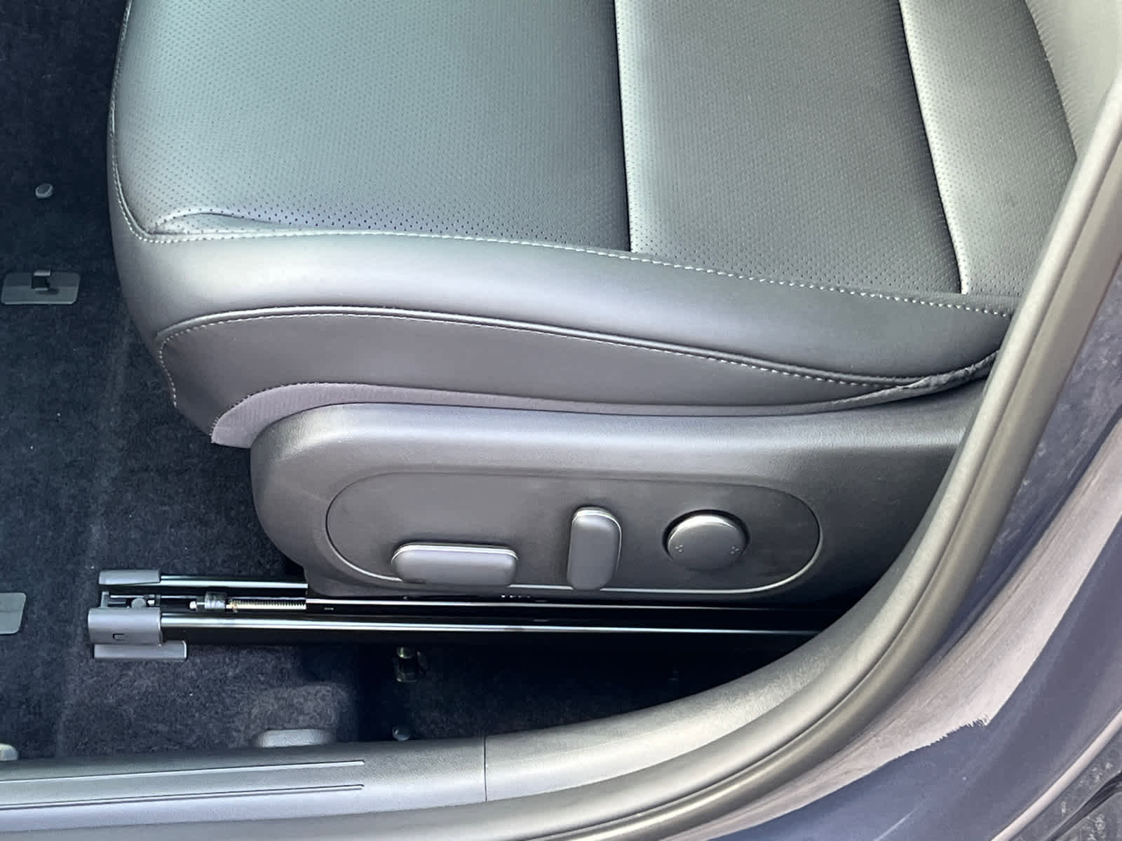 New 2026 Hyundai Kona SEL Premium FWD image 10