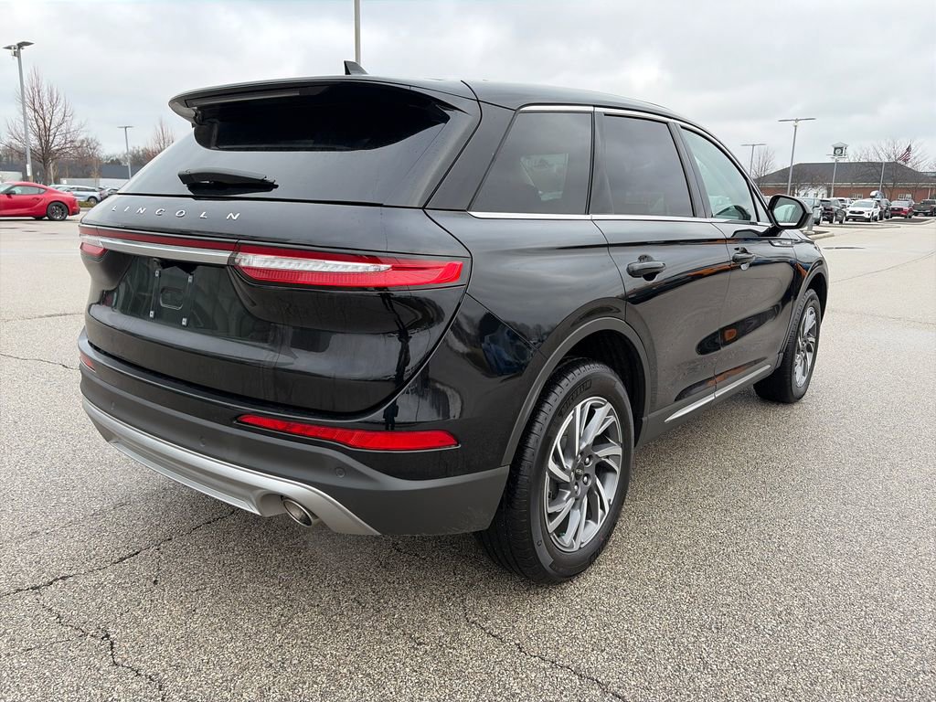 Used 2023 Lincoln Corsair Standard image 7