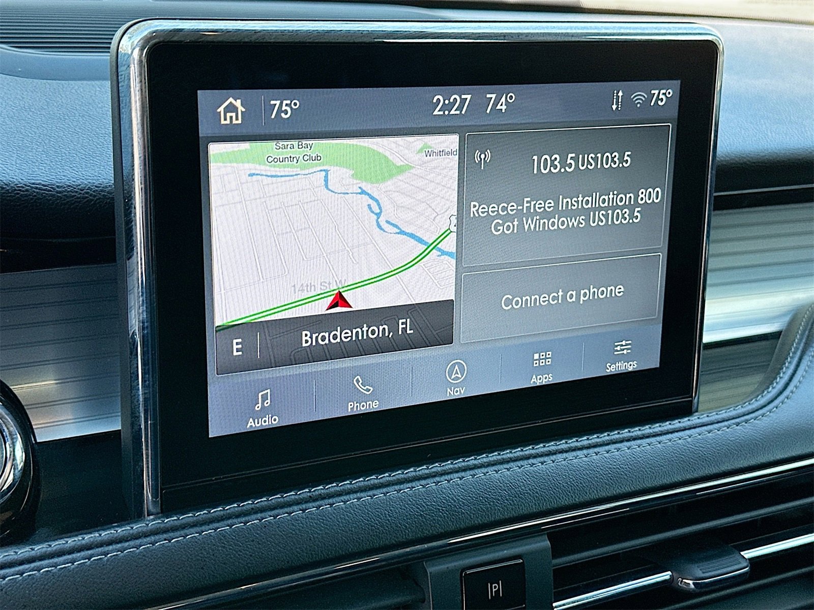 Used 2021 Lincoln Corsair Standard image 15