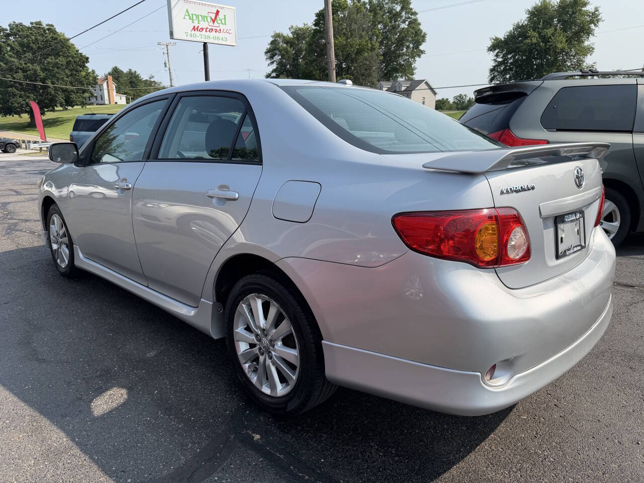 Used 2009 Toyota Corolla S FWD image 4