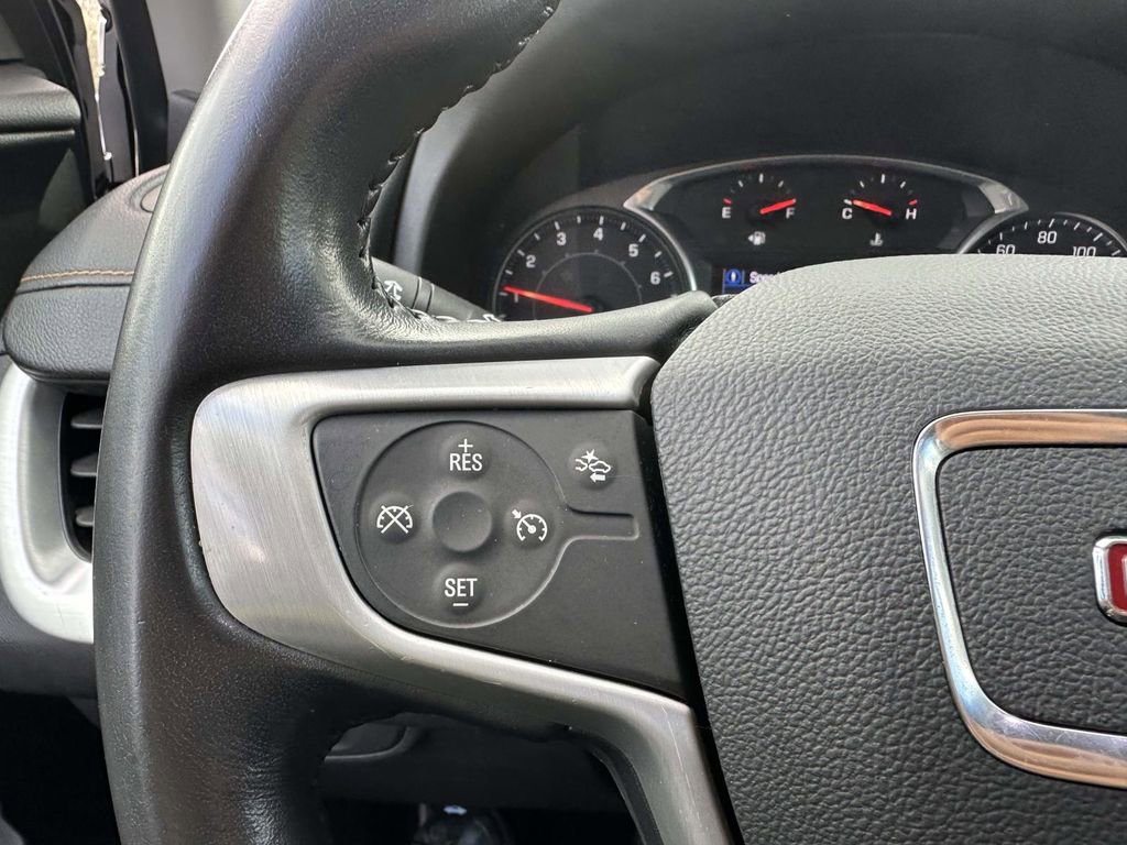 Used 2020 GMC Terrain SLE w/ Driver Convenience Package image 30