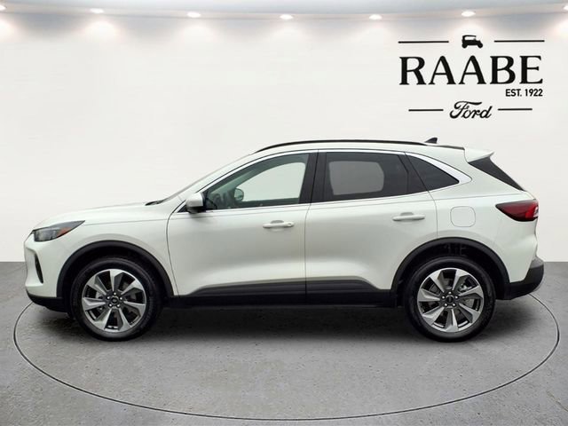 Used 2024 Ford Escape Platinum AWD/4WD image 4