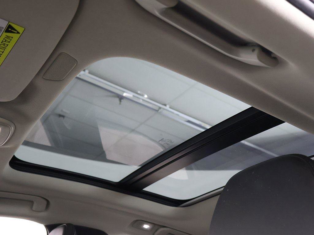 Used 2024 Volvo S60 B5 Core image 20