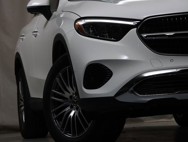 Certified 2026 Mercedes-Benz GLC 300 4MATIC image 4