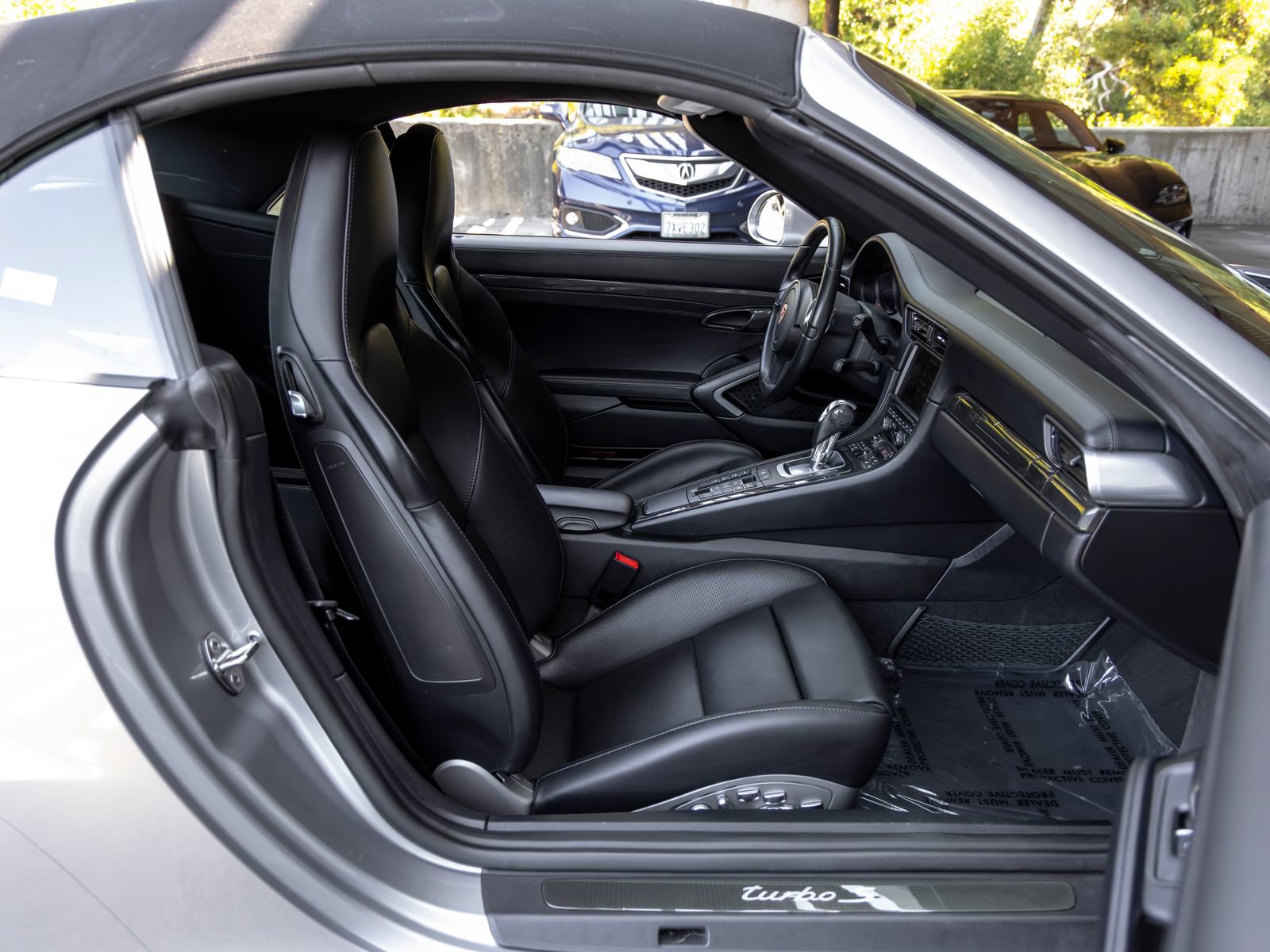 Certified 2015 Porsche 911 Turbo S AWD/4WD image 51