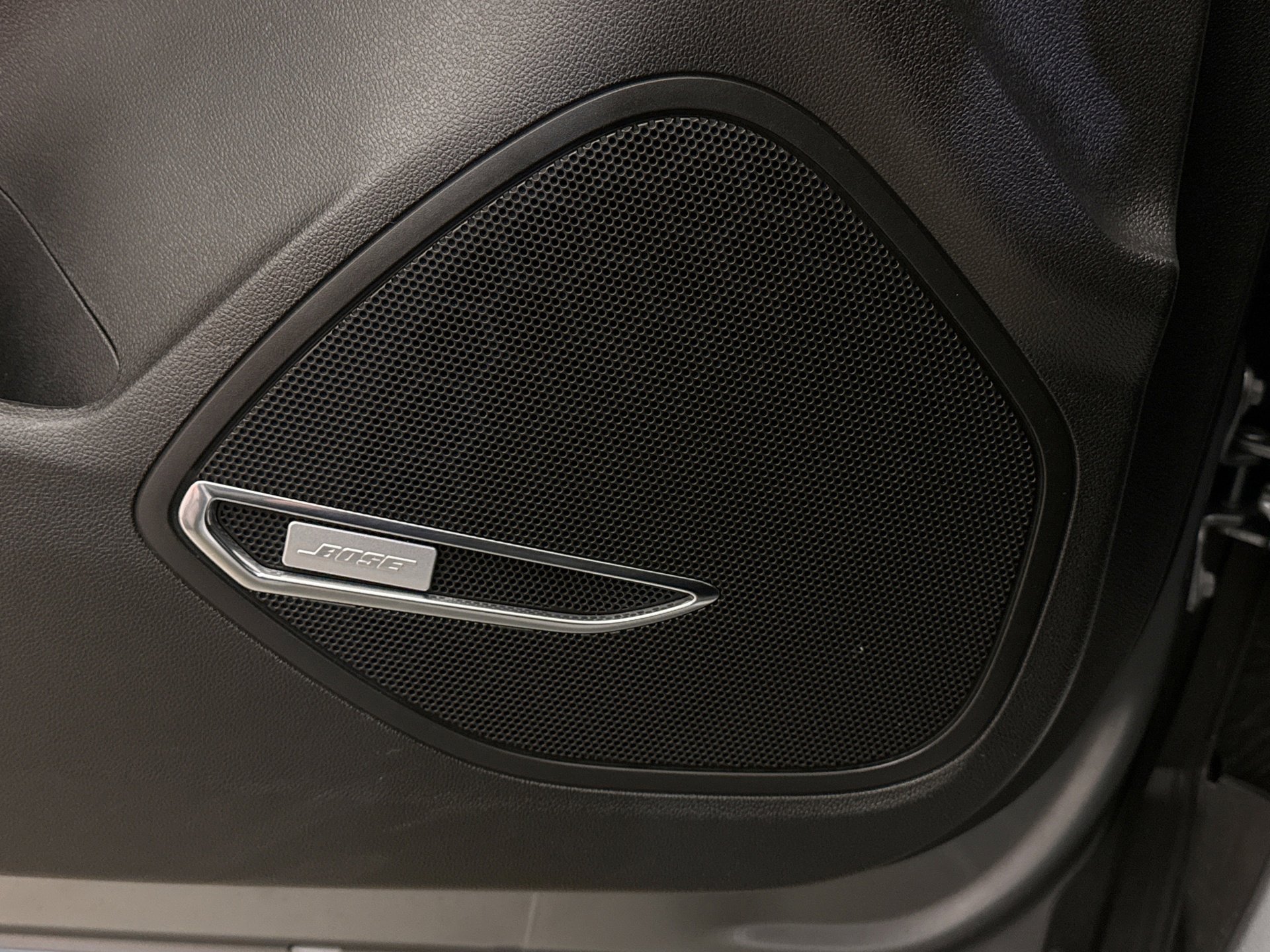 Used 2025 Buick Envision Sport Touring image 17