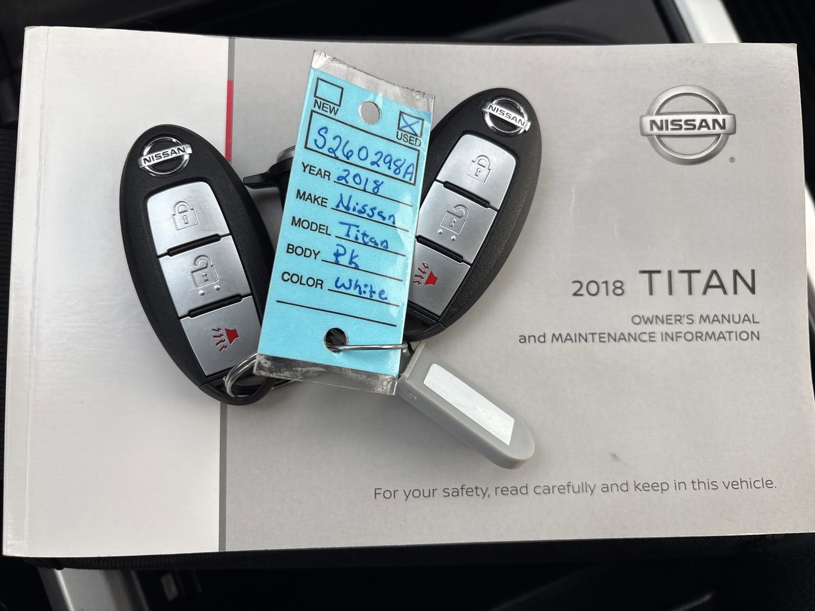 Used 2018 Nissan Titan SV w/ SV Convenience Package AWD/4WD image 31