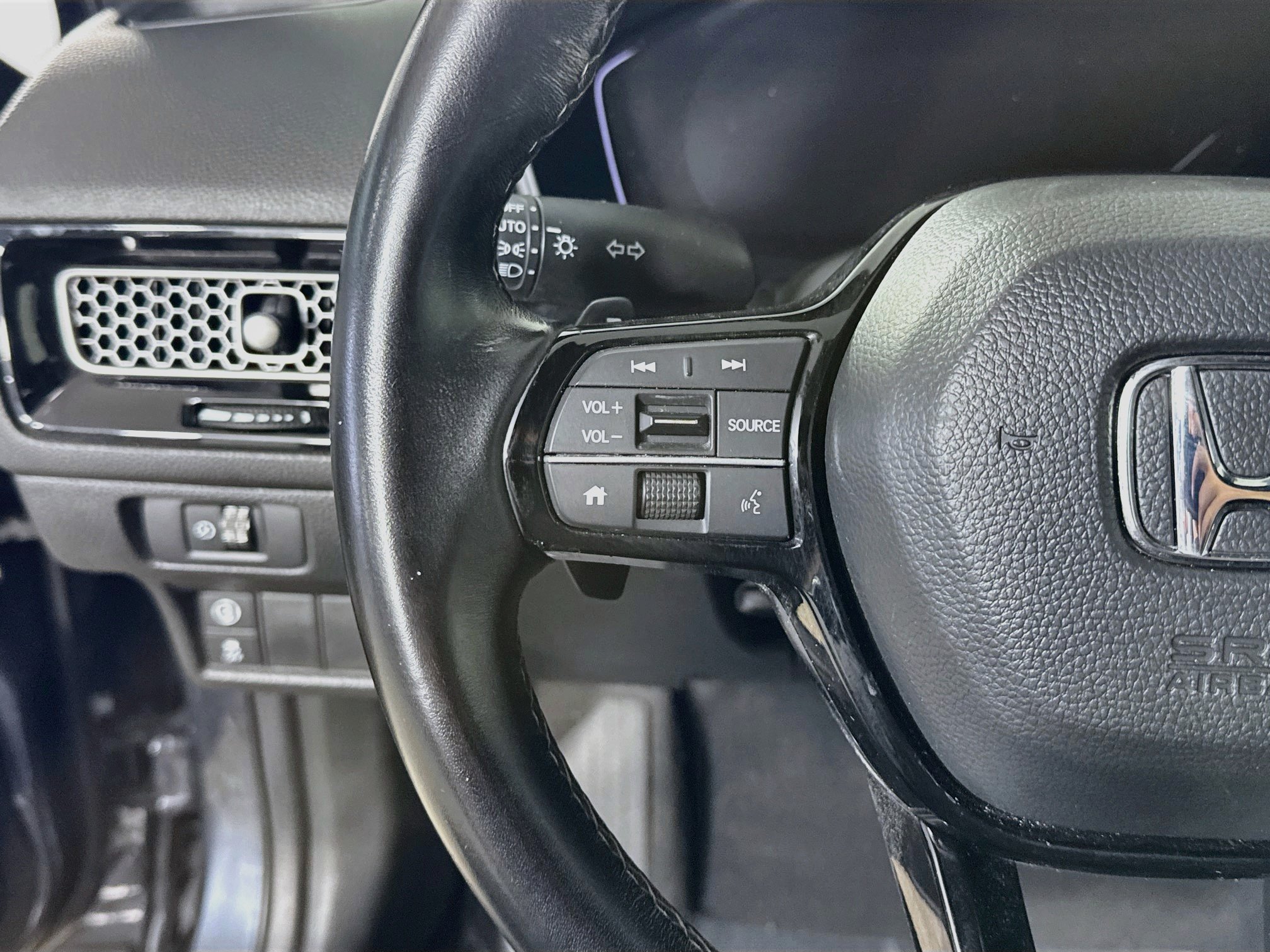 Used 2022 Honda Civic Sport image 14