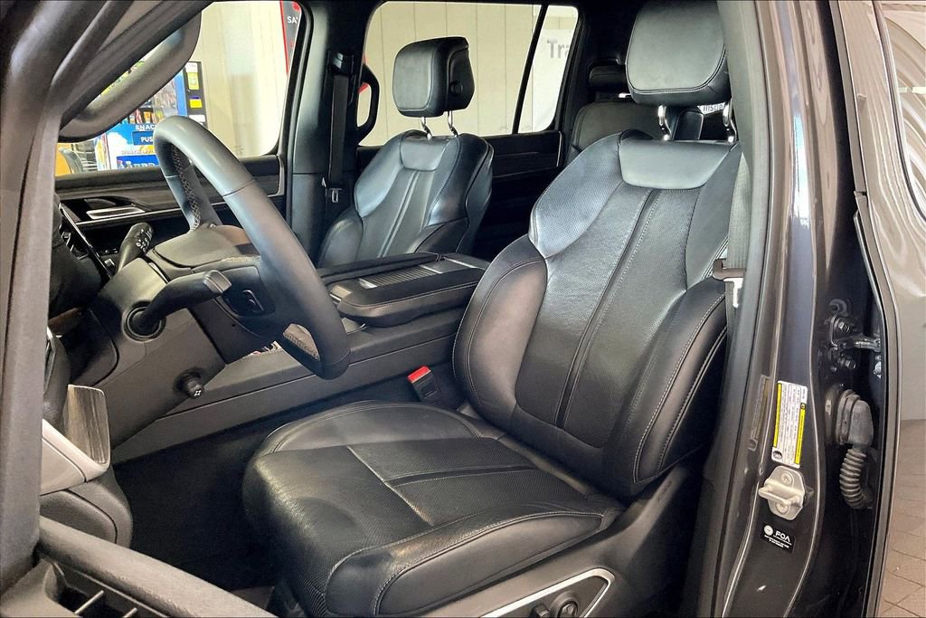 Used 2024 Jeep Wagoneer Series III image 3