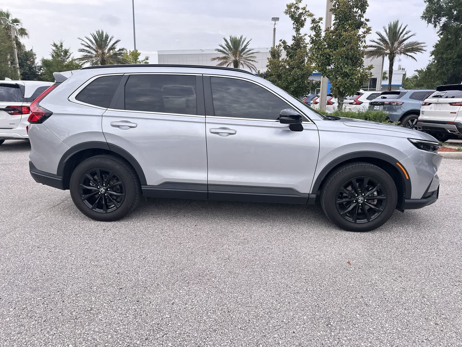 Used 2025 Honda CR-V Sport image 7