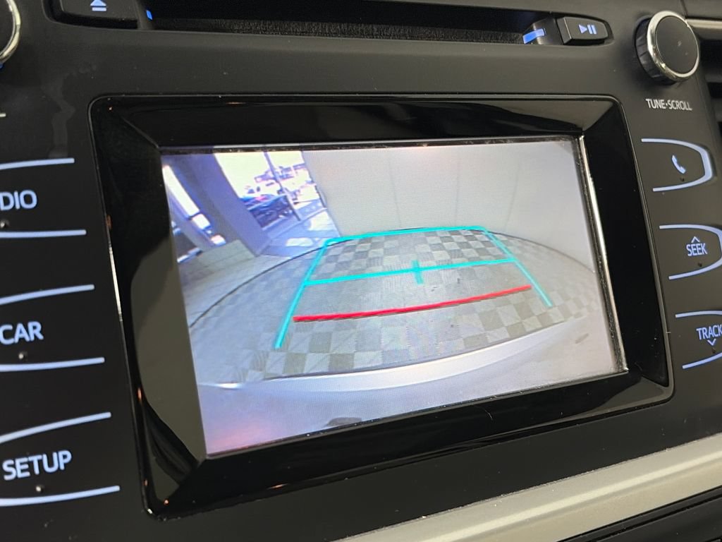 Used 2017 Toyota Highlander LE FWD image 20