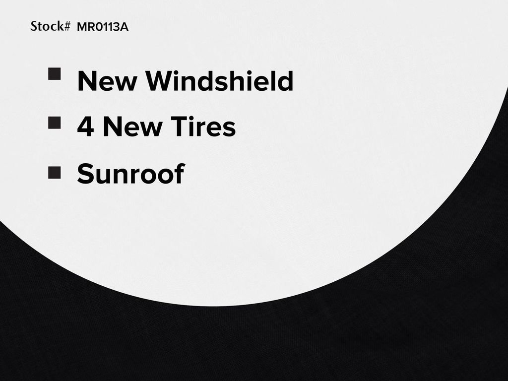 Used 2019 Toyota Highlander XLE image 2