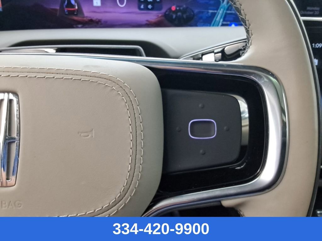 Used 2024 Lincoln Nautilus Reserve w/ Equipment Group 202A image 28