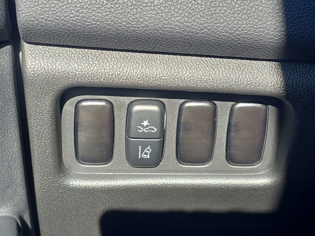 New 2027 Mitsubishi Outlander Sport ES FWD image 30