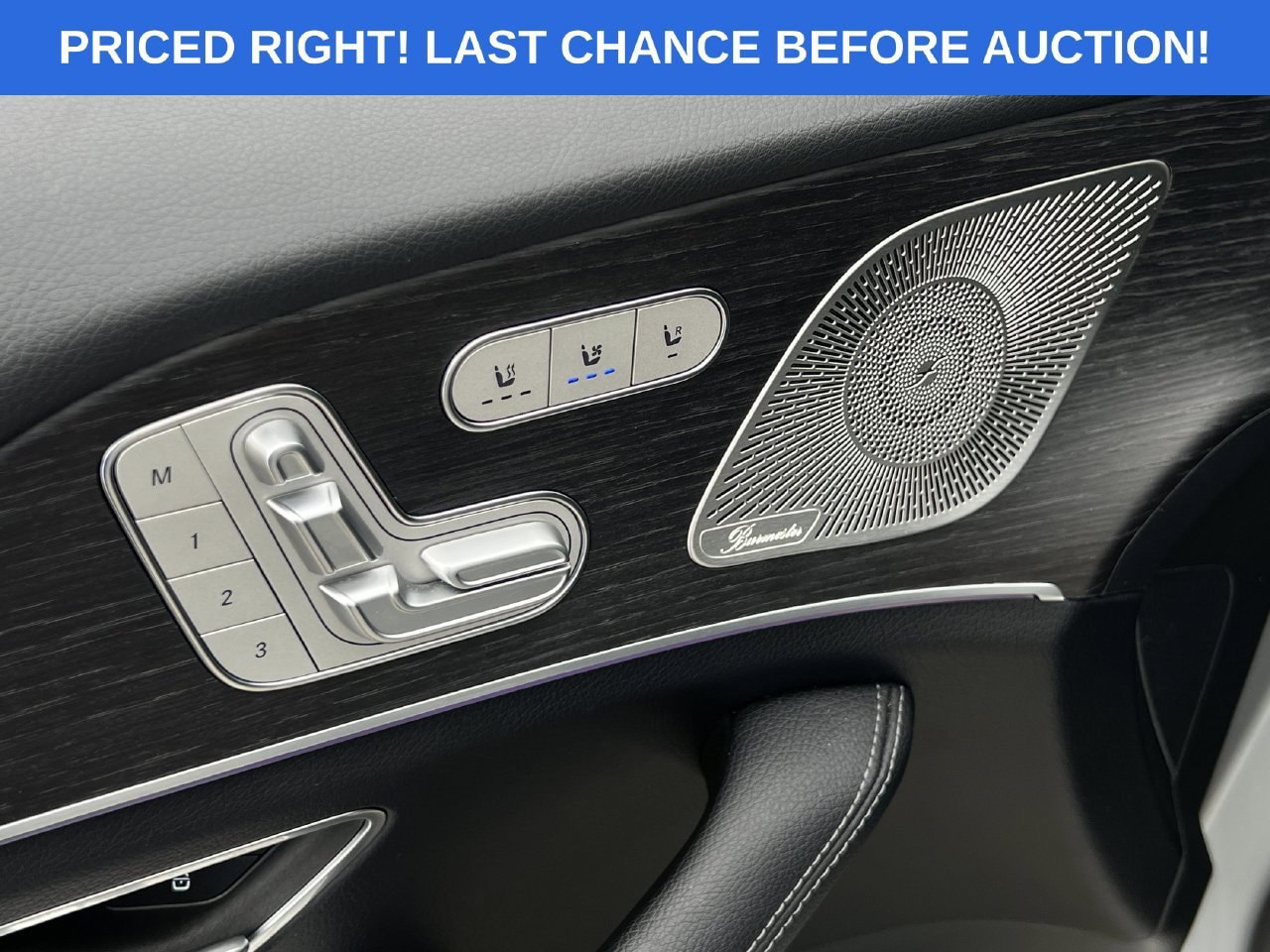 Used 2025 Mercedes-Benz GLE 450 4MATIC w/ AMG Line Exterior image 6