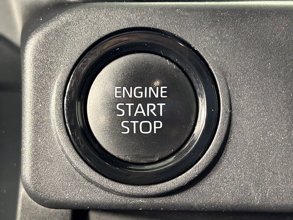 Used 2025 Toyota Tacoma SR RWD image 18