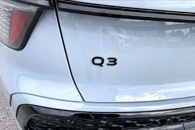 New 2026 Audi Q3 quattro 2.0T AWD/4WD image 33