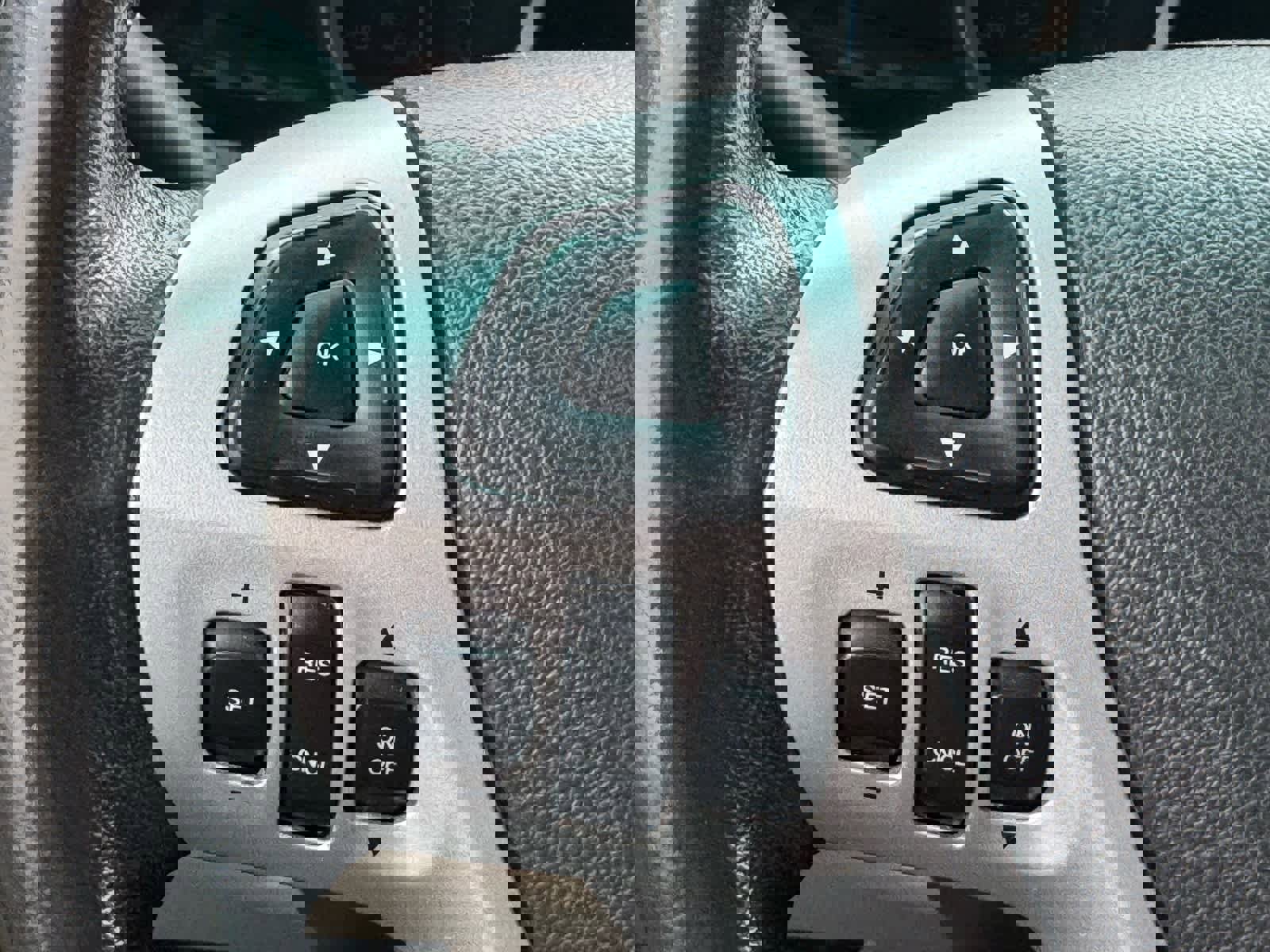 Used 2014 Ford Explorer Limited w/ Equipment Group 301A image 13