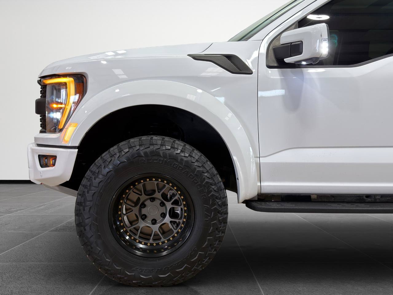 Used 2022 Ford F150 Raptor w/ Equipment Group 801A High AWD/4WD image 4