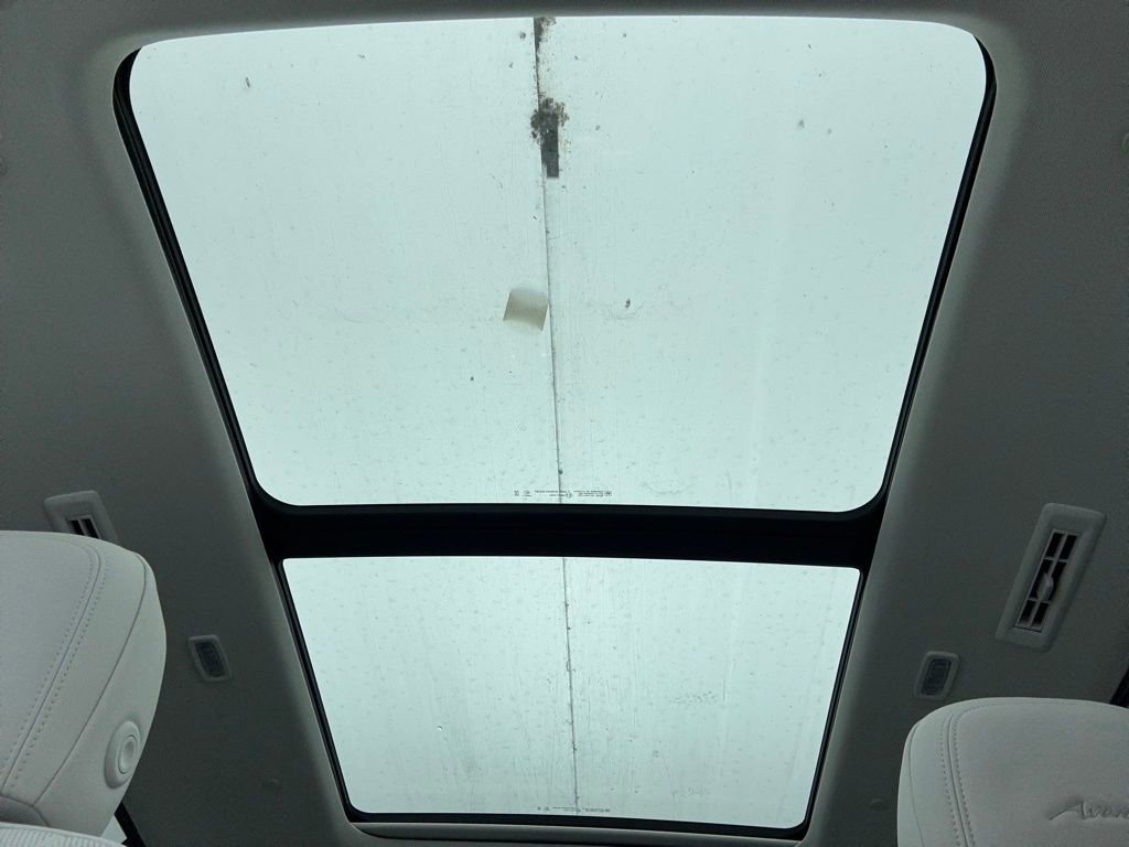 New 2026 Buick Enclave Avenir image 4