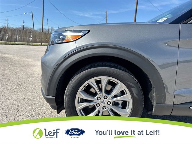Used 2023 Ford Explorer XLT w/ Equipment Group 202A image 23