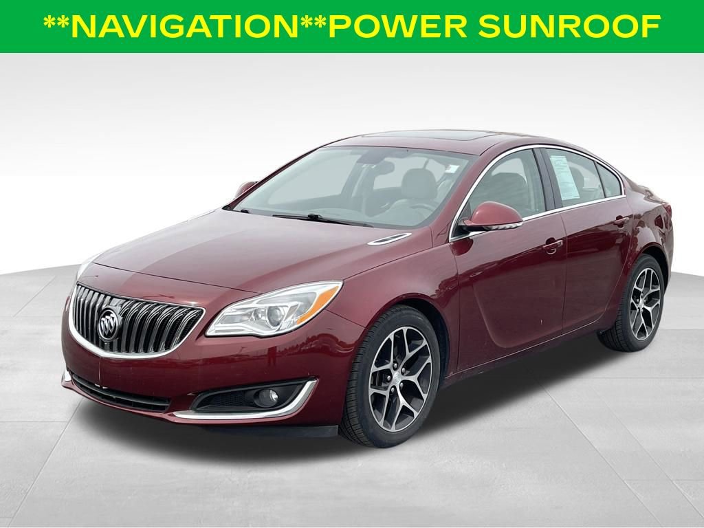 Used 2017 Buick Regal Sport Touring FWD image 3