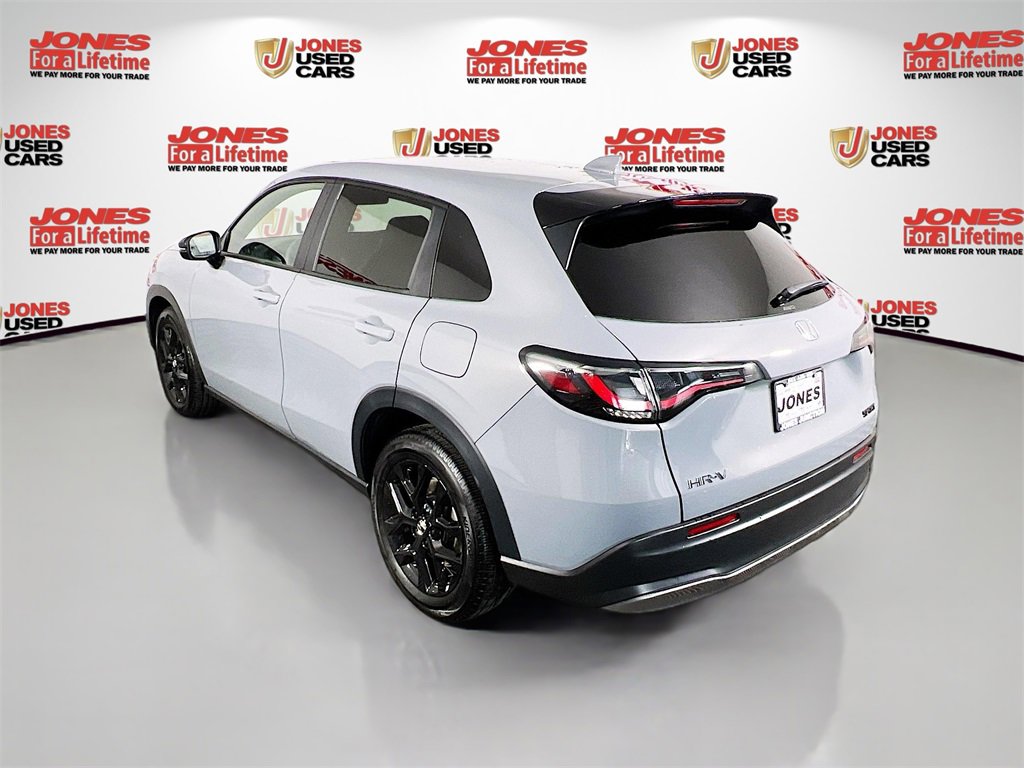 Used 2025 Honda HR-V Sport image 2