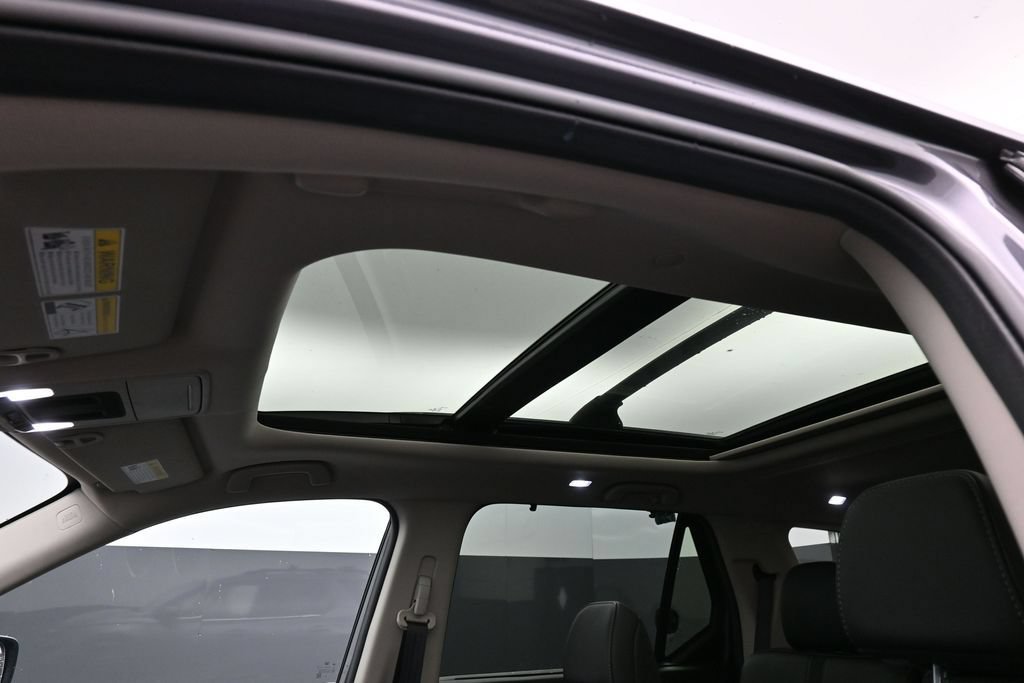 Certified 2025 Honda Pilot Touring image 55