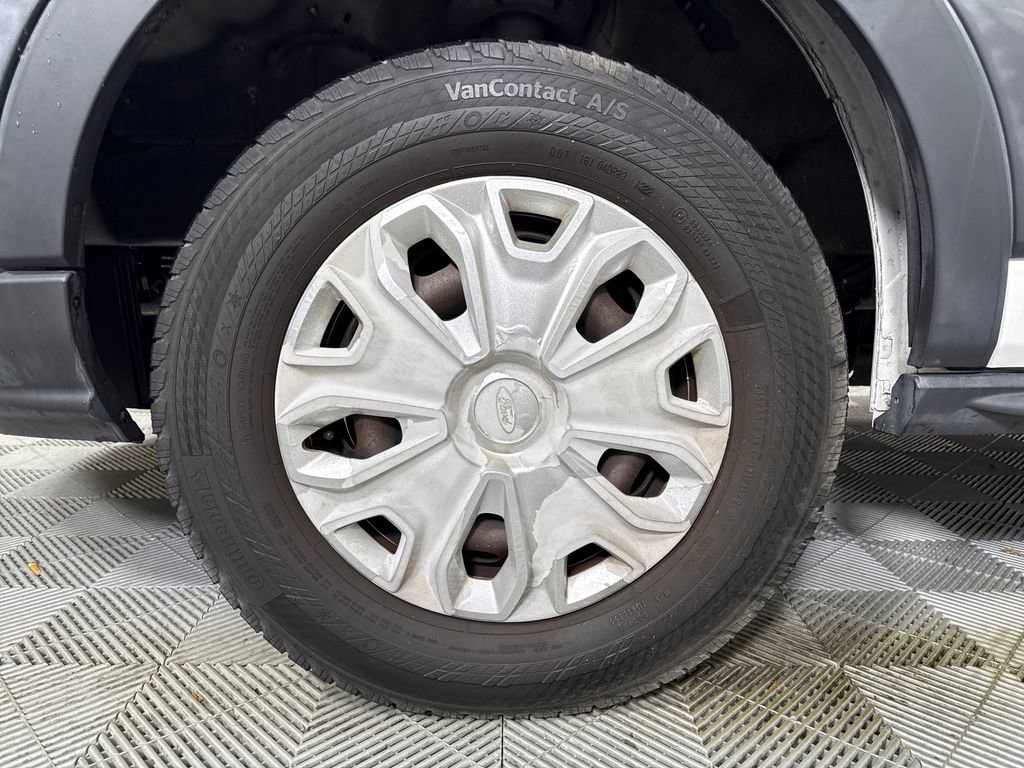 Used 2016 Ford Transit 350 XLT image 16