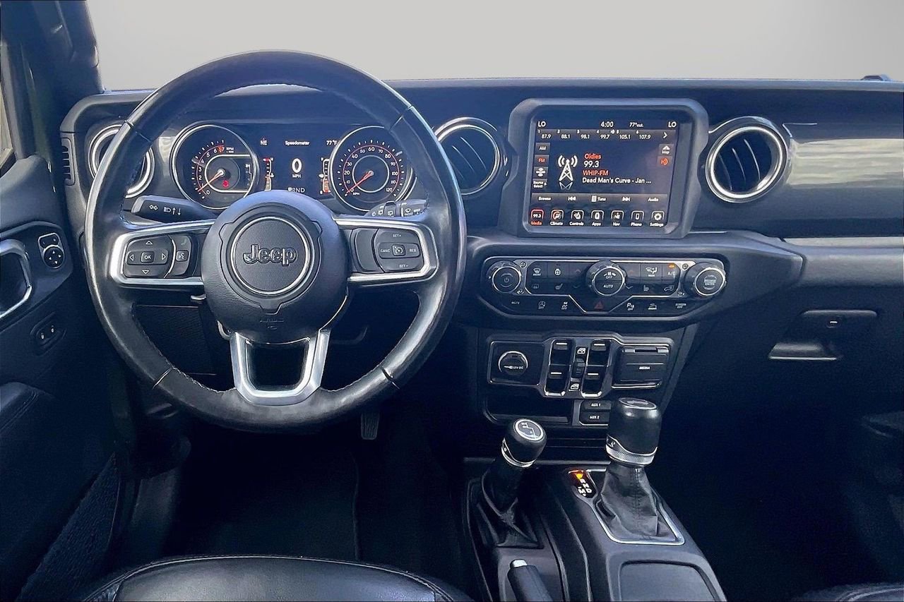 Used 2022 Jeep Wrangler Unlimited Sahara image 12