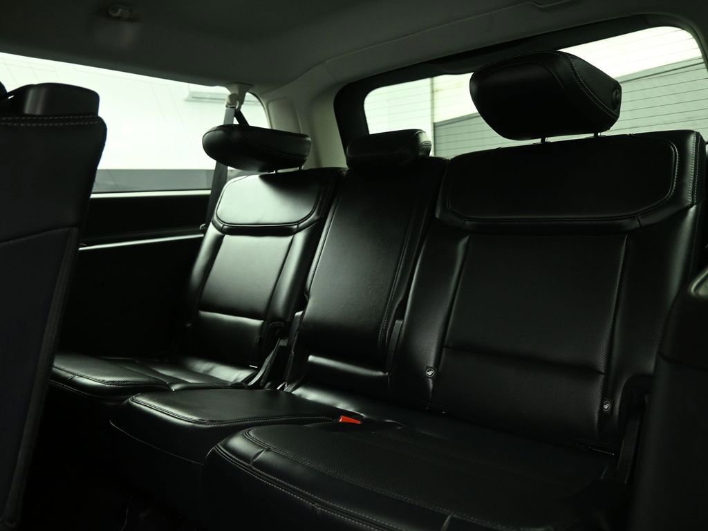 Certified 2025 Ford Expedition Max Platinum image 21