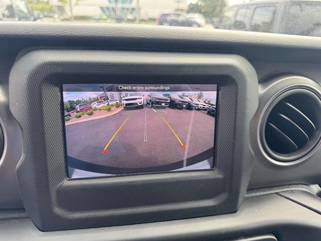 Used 2021 Jeep Wrangler Sport S image 14