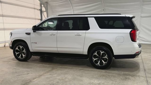 New 2026 GMC Yukon XL AT4 w/ LPO, Floor Liner Package AWD/4WD image 6