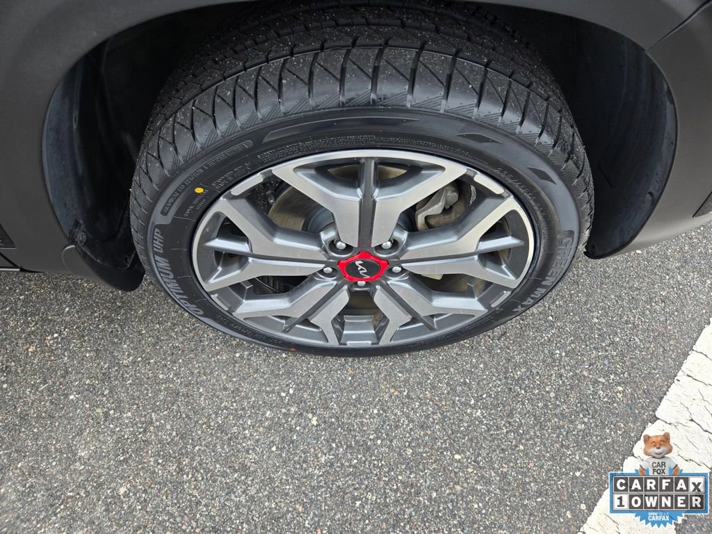 Used 2023 Kia Seltos SX image 12