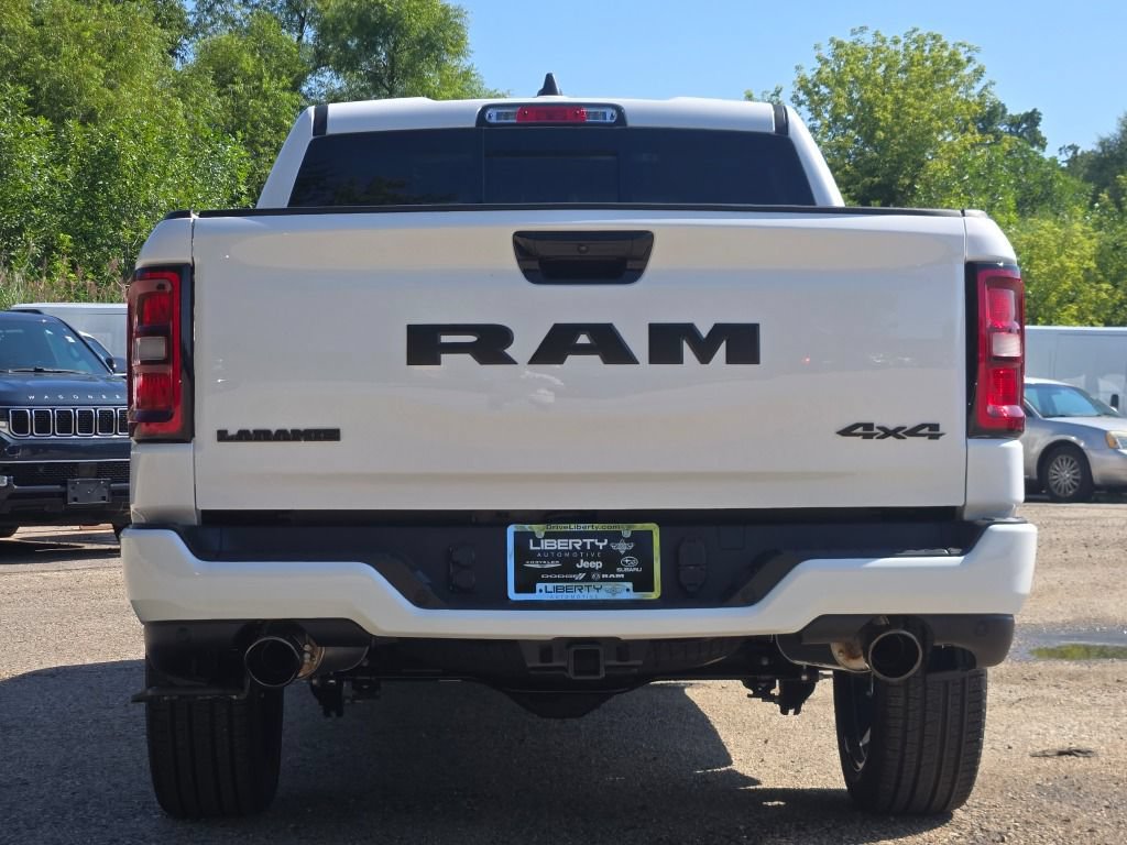 New 2027 RAM 1500 Laramie w/ Night Edition AWD/4WD image 17