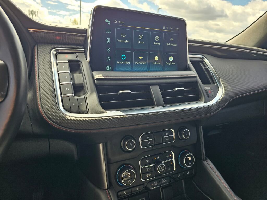 Used 2022 Chevrolet Tahoe RST w/ Luxury Package AWD/4WD image 18