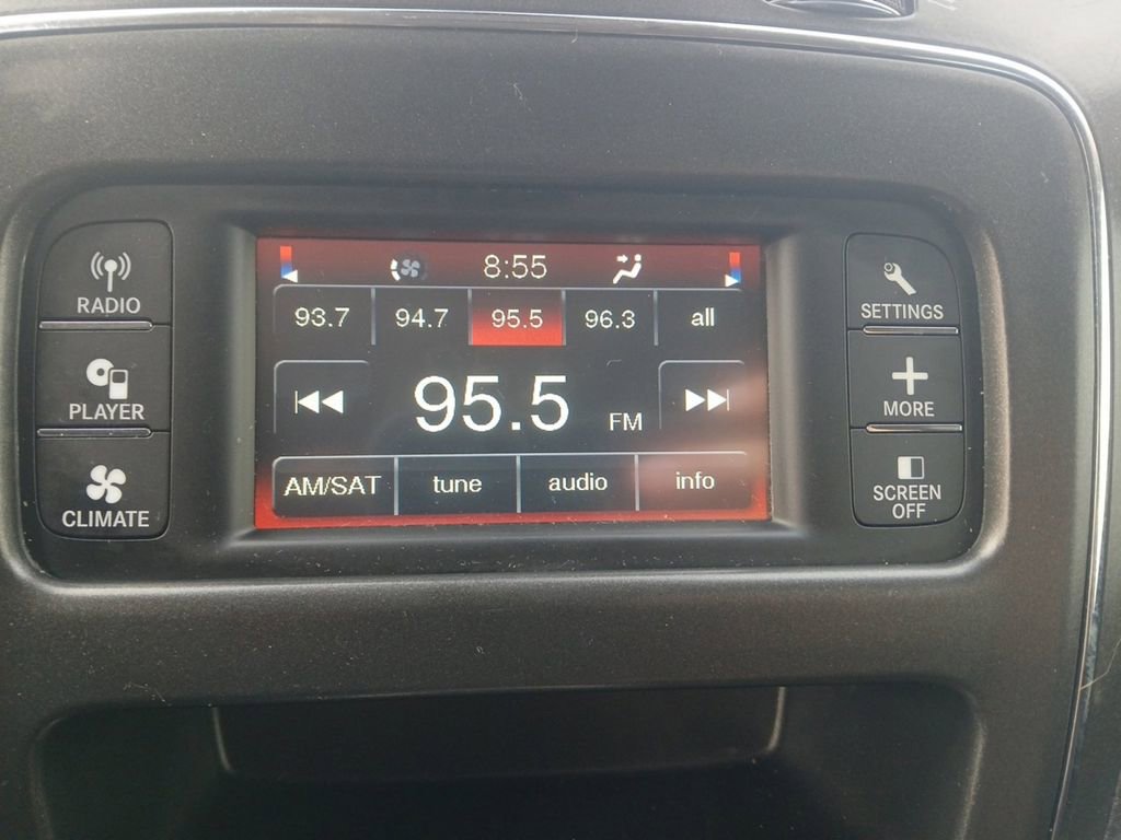 Used 2017 Dodge Journey SXT w/ Comfort/Convenience Group FWD image 17