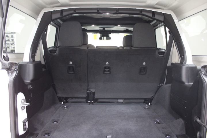 Used 2025 Jeep Wrangler Unlimited Rubicon image 13