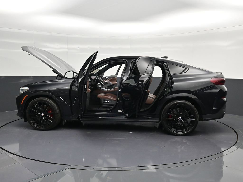 Used 2023 BMW X6 M50i w/ Dynamic Handling Package AWD/4WD image 48