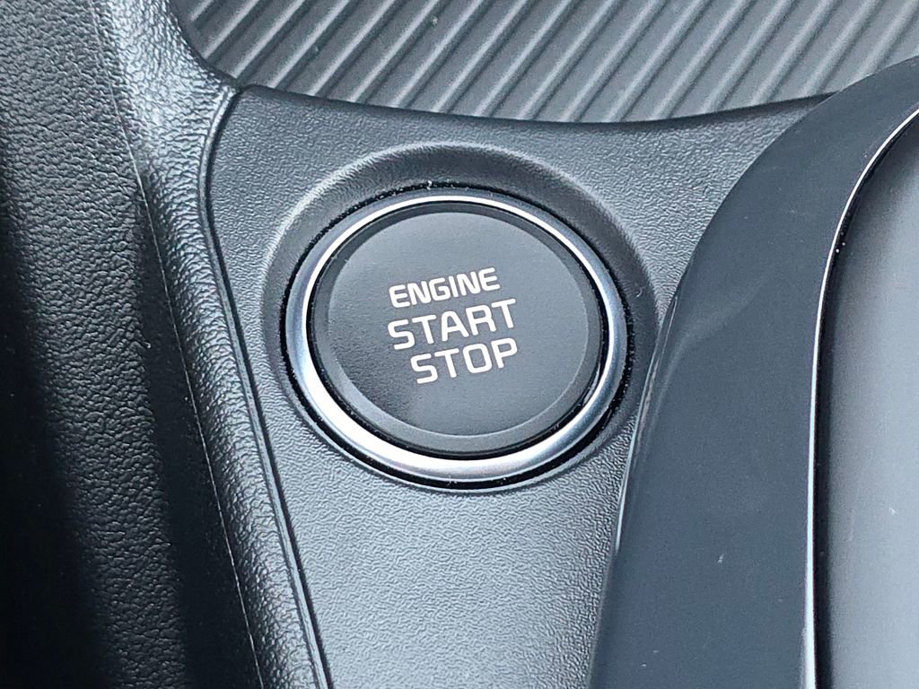 New 2025 Kia K4 EX image 32