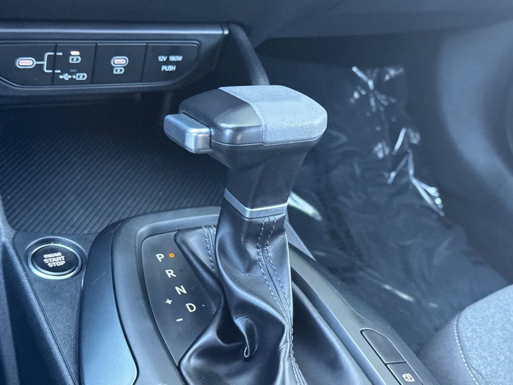 Used 2025 Kia K4 FWD image 25