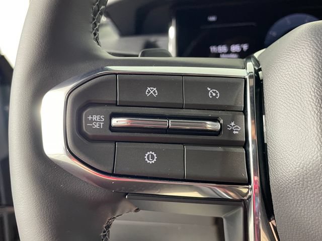 New 2026 GMC Acadia Elevation w/ Elevation Premium Package AWD/4WD image 8