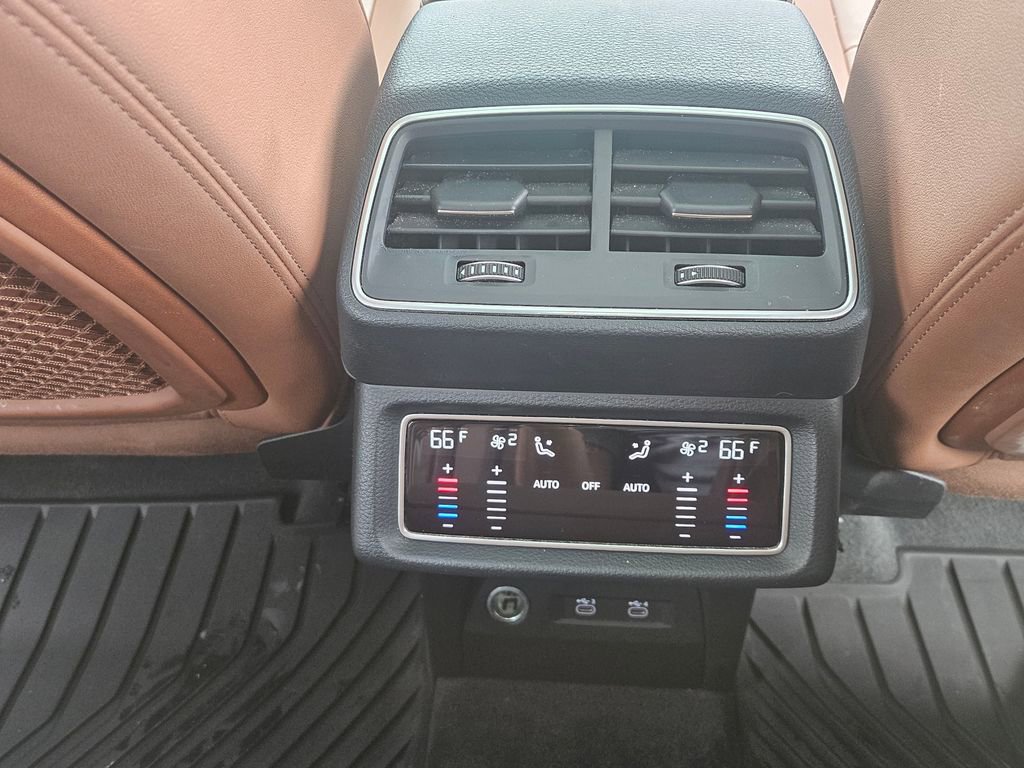 Used 2021 Audi e-tron Premium image 30