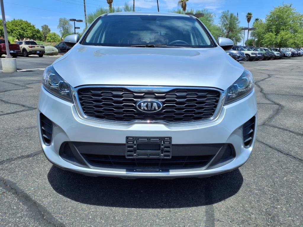 Used 2020 Kia Sorento LX image 2