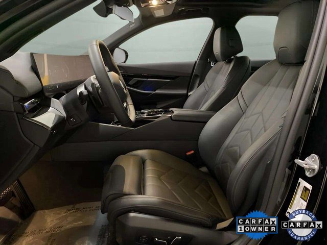 Used 2025 BMW 530i image 17