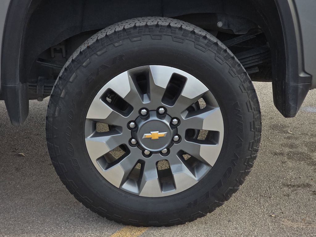 Used 2024 Chevrolet Silverado 3500 LT w/ Texas Edition image 30