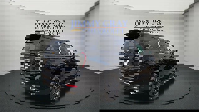 New 2026 Chevrolet Suburban Premier w/ Sun And Tow Package image 3